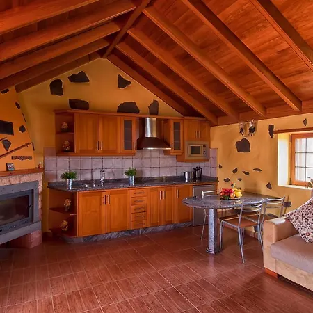 Casas De Lola Y Rafael 모야