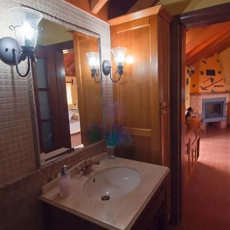 Casas De Lola Y Rafael * 모야