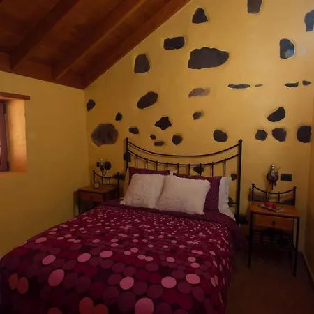 Casas De Lola Y Rafael * 모야