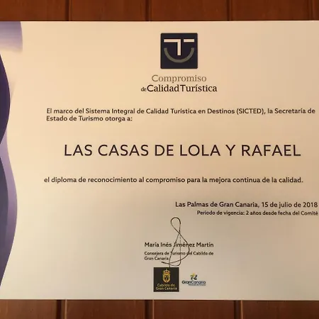 Casas De Lola Y Rafael