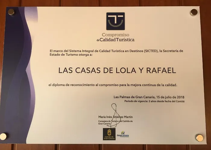 Casas De Lola Y Rafael